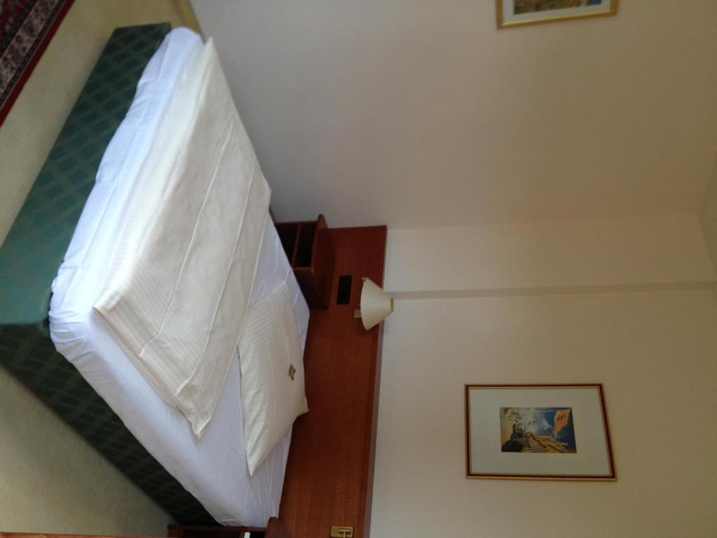 Hotel Bergedorfer Hoehe Αμβούργο Δωμάτιο φωτογραφία